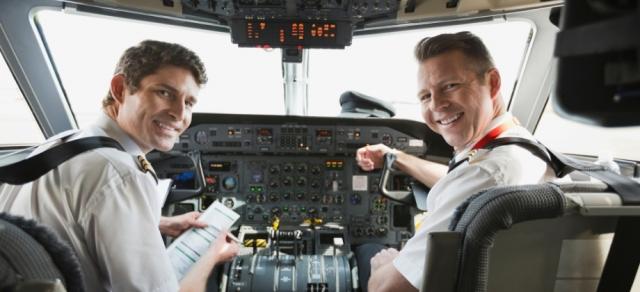 Regional Airline Pilot Careers: Salary, Benefits & Growth Path